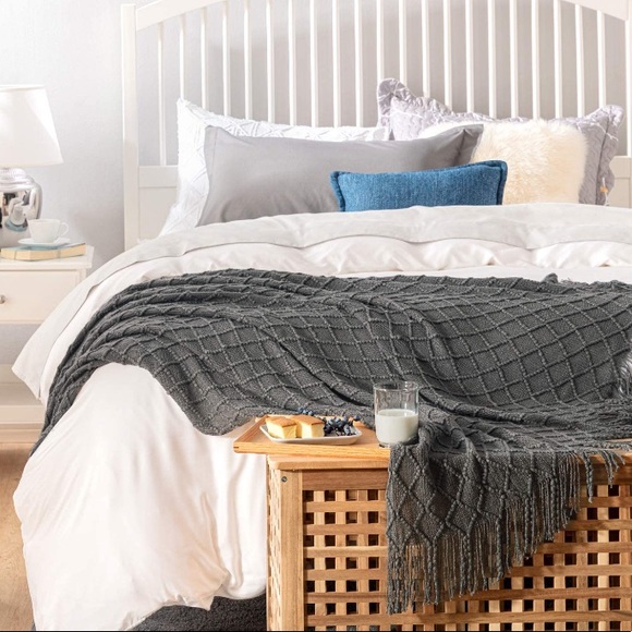 White Farmhouse Classic Chic Tassel Knit Throw Cozy Fringe Patterned Blanket - Picture 15 of 16